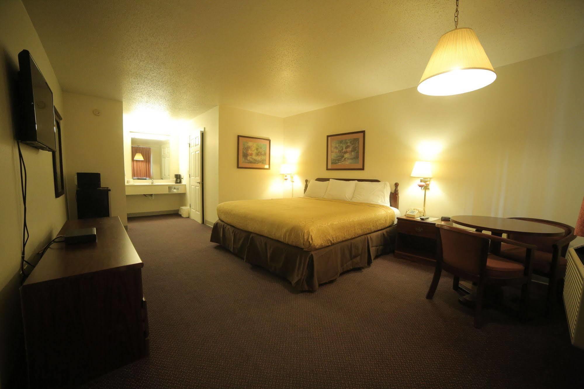 Madison Inn Lodge Fredericktown Esterno foto
