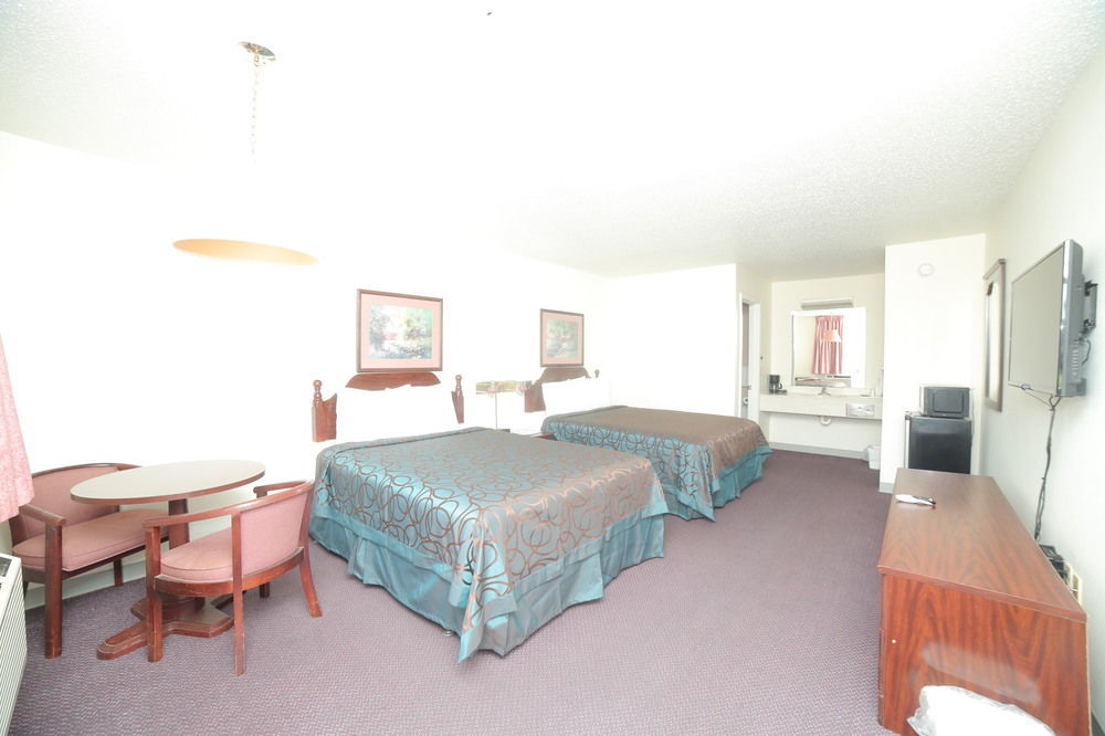 Madison Inn Lodge Fredericktown Esterno foto
