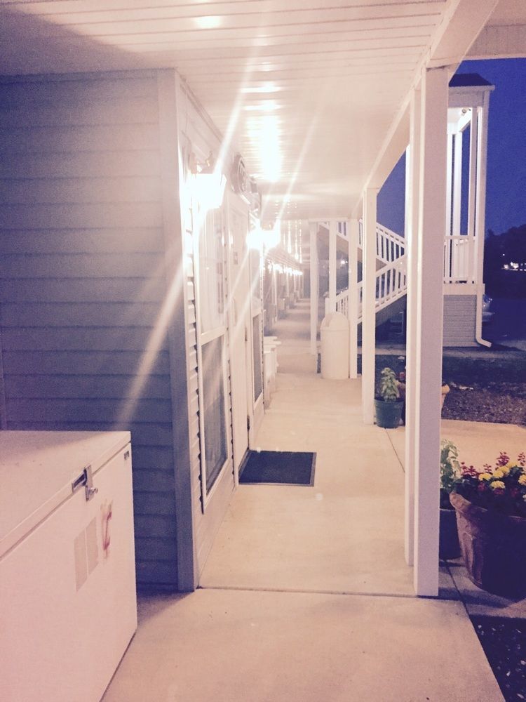 Madison Inn Lodge Fredericktown Esterno foto